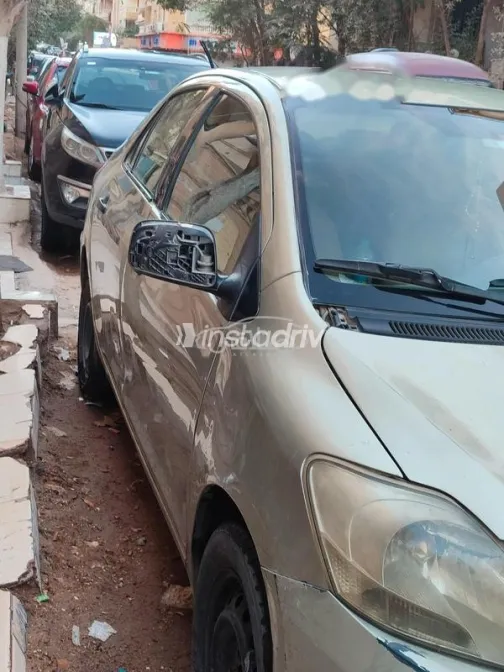 Toyota Yaris 2006 Olive Green Used for Sale - 4