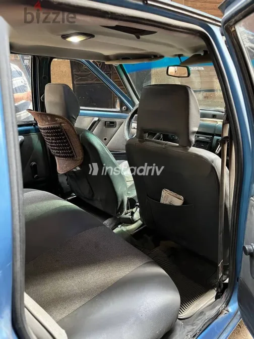 فيات اونو 1994 أزرق غامق مستعملة للبيع - 3