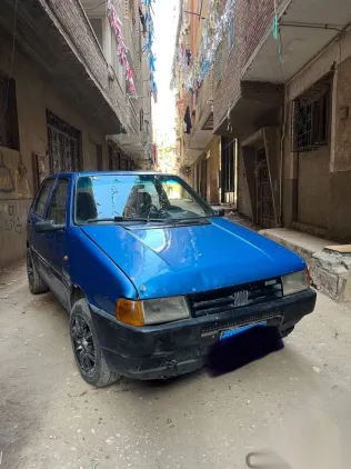 فيات اونو 1994 أزرق غامق مستعملة للبيع