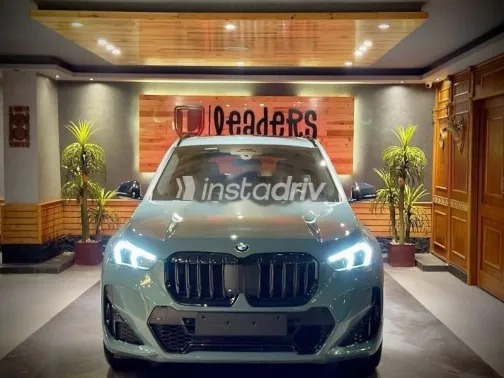 بي ام دبليو X1 2025 رمادي مستعملة للبيع - 1