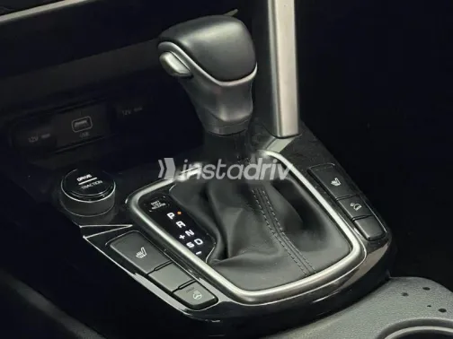 Kia Seltos 2022 White Used for Sale - 2