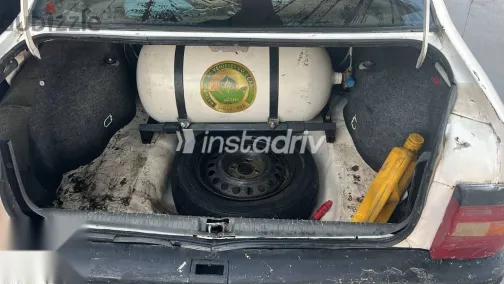 اوبل فيكترا 1995 أبيض مستعملة للبيع - 2