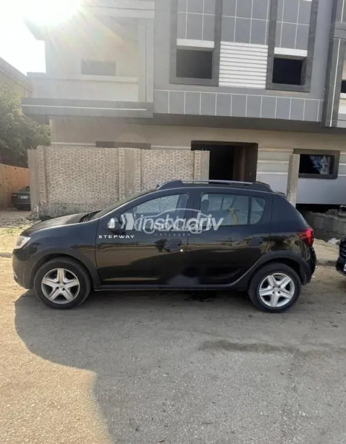 رينو سانديرو  ( ستيب  واى ) 2022 أبيض مستعملة للبيع - 2