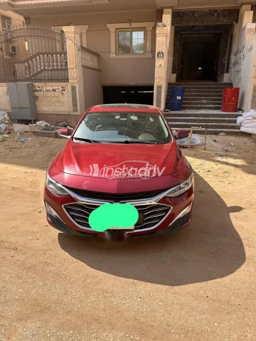Chevrolet Malibu 2019 White Used for Sale - 3