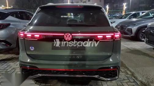 فولكس فاغن تيجون 2026 أخضر جديدة للبيع - 7