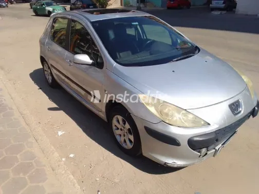 بيجو 307 2007 فضي مستعملة للبيع - 1