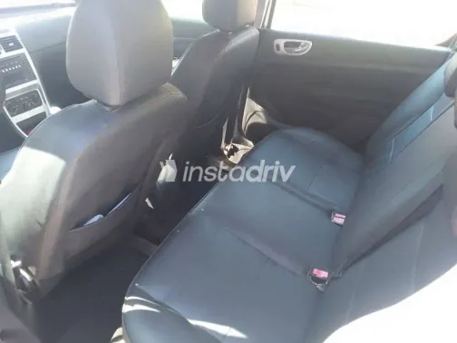 بيجو 307 2007 فضي مستعملة للبيع - 3