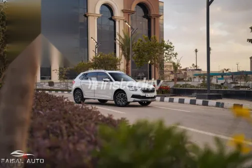 سكودا كاميك 2023 أبيض مستعملة للبيع - 3