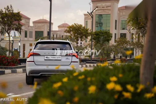 سكودا كاميك 2023 أبيض مستعملة للبيع - 4