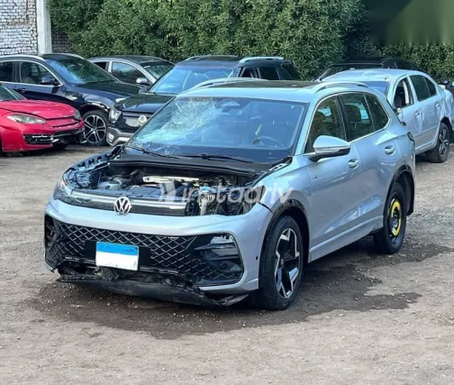 فولكس فاغن تيجون 2024 رمادي مستعملة للبيع - 1