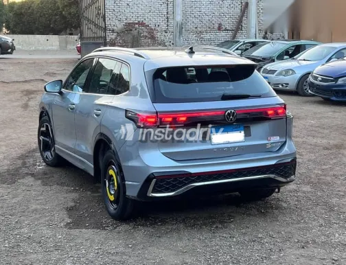 فولكس فاغن تيجون 2024 رمادي مستعملة للبيع - 8