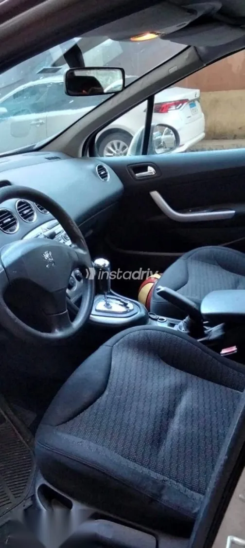 Peugeot 308 2011 Gold Used for Sale - 3