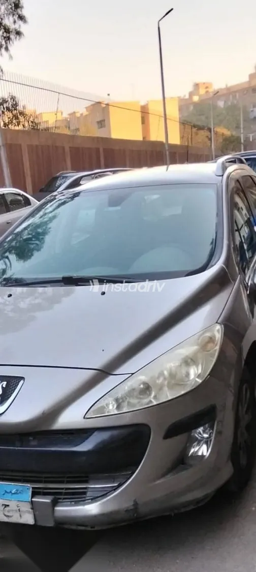 Peugeot 308 2011 Gold Used for Sale - 7