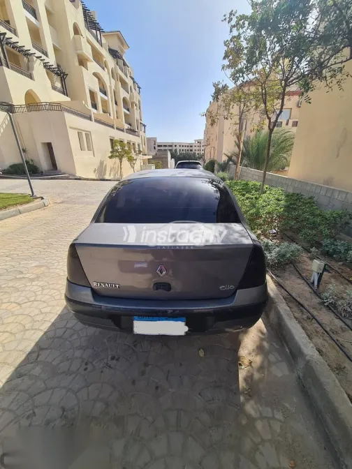 رينو كليو 2003 رمادي مستعملة للبيع - 6