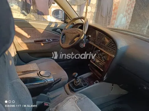 Daewoo Nubira 2001 White Used for Sale - 7