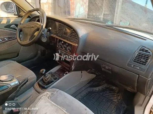 Daewoo Nubira 2001 White Used for Sale - 8