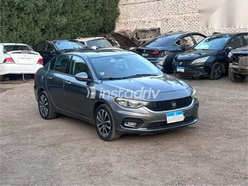 فيات تيبو 2017 بني مستعملة للبيع - 2