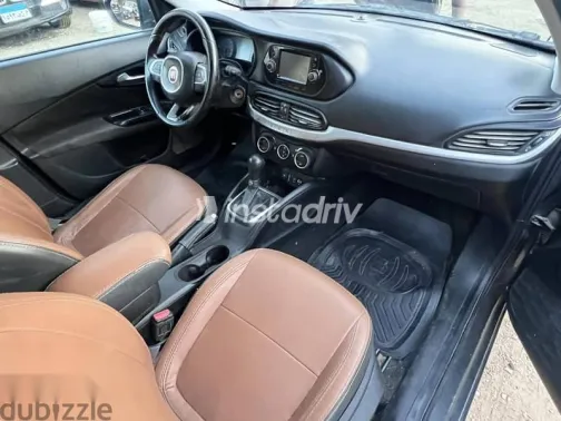 فيات تيبو 2017 بني مستعملة للبيع - 5