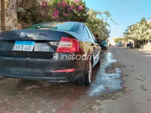 سكودا اوكتافيا 2014 أسود مستعملة للبيع - 5