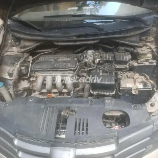 هوندا سيتى 2009 ذهبي مستعملة للبيع - 3