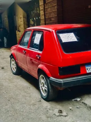 فولكس فاغن جولف 1979 أحمر مستعملة للبيع