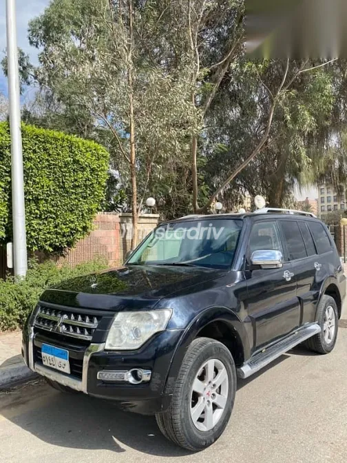 ميتسوبيشي باجيرو 2007 أسود مستعملة للبيع - 3