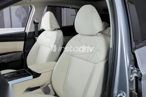 هيونداي توسان 2025 أبيض جديدة للبيع - 8