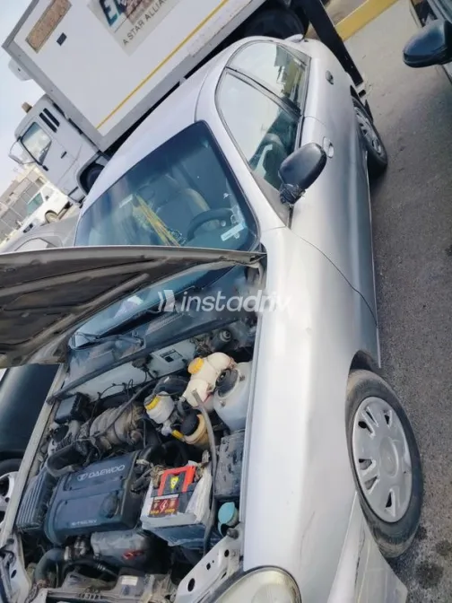 دايو لانوس 1997 فضي مستعملة للبيع - 3