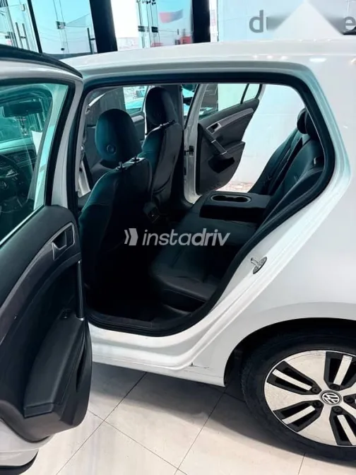 Volkswagen Golf 2015 White Used for Sale - 3