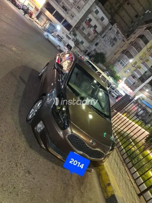 Kia Carens 2014 Mocha Used for Sale - 3