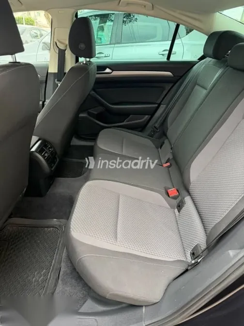 فولكس فاغن باسات 2017 أسود مستعملة للبيع - 6