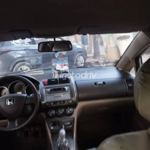 هوندا سيتى 2004 ذهبي مستعملة للبيع - 6