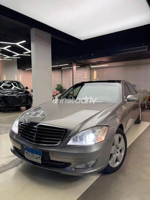 Mercedes S 500 2007 White Used for Sale - 6