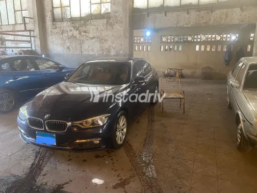 BMW 318 2019 White Used for Sale - 3