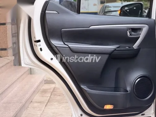 تويوتا فورتشنر 2026 أبيض جديدة للبيع - 8