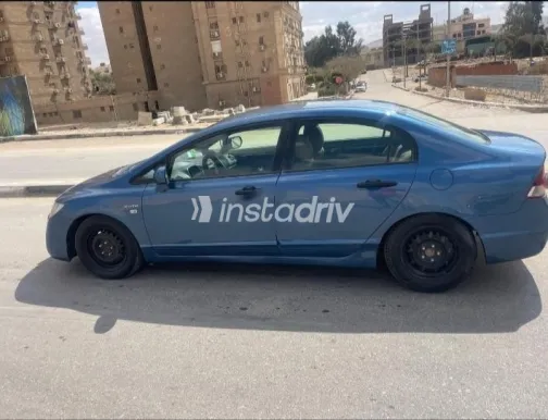 هوندا سيفك 2007 أزرق مستعملة للبيع - 2