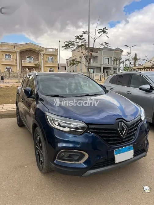 رينو كادجار 2022 أزرق غامق مستعملة للبيع - 2