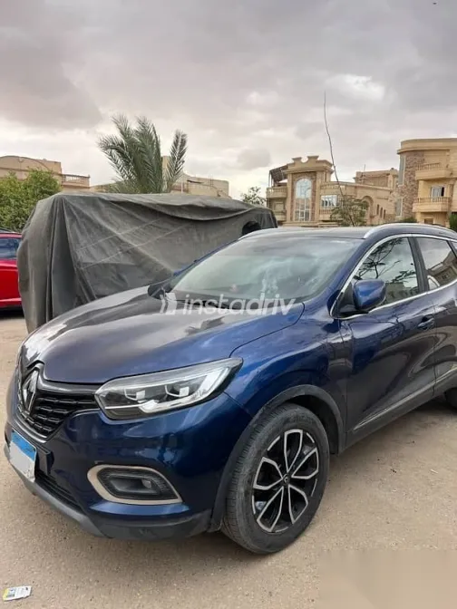 رينو كادجار 2022 أزرق غامق مستعملة للبيع - 4