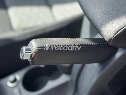 سكودا اوكتافيا 2010 ذهبي مستعملة للبيع - 7