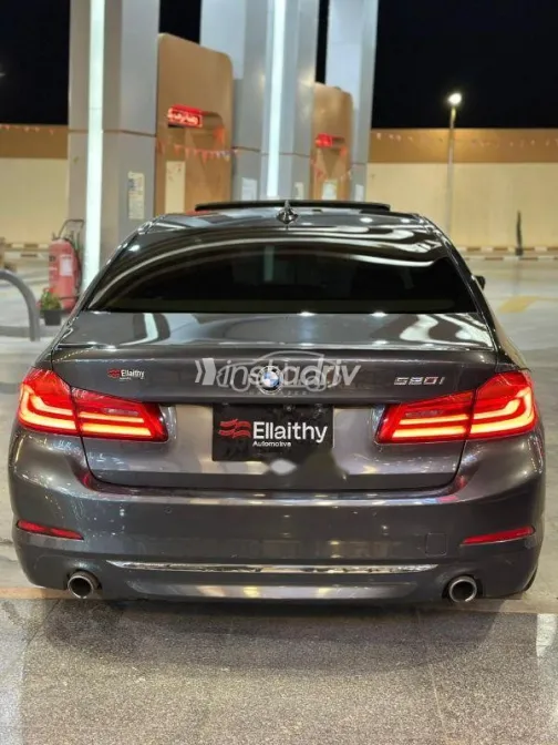 بي ام دبليو 520 2019 رمادي مستعملة للبيع - 4