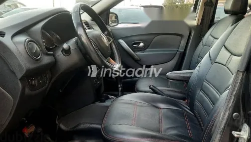 رينو سانديرو 2021 أسود مستعملة للبيع - 6