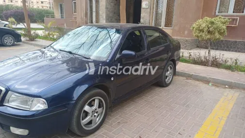 سكودا اوكتافيا A4 2003 أبيض مستعملة للبيع - 3