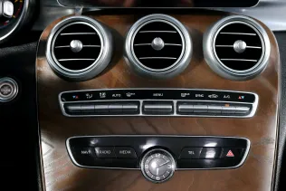 مرسيدس C 180 2019 أبيض مستعملة للبيع