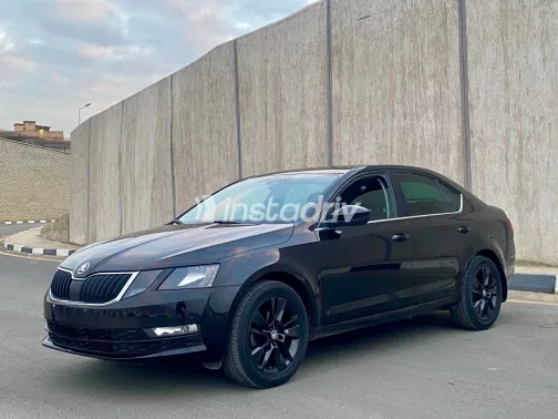 سكودا اوكتافيا 2020 أبيض مستعملة للبيع - 6