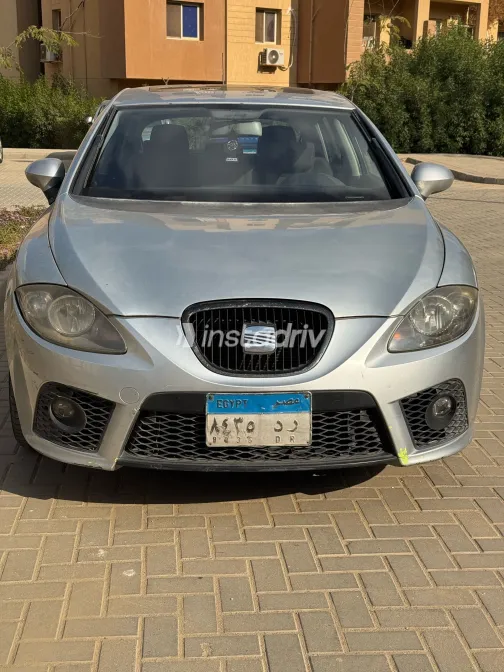 Seat Leon 2021 White Used for Sale - 2