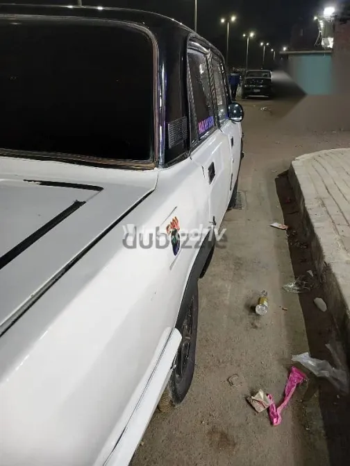 لادا 2107 2009 أبيض مستعملة للبيع - 4