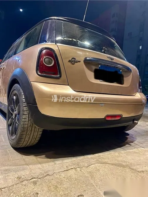 مينى كوبر 2010 ذهبي مستعملة للبيع - 3