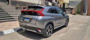 ميتسوبيشي اكليبس 2018 فضي مستعملة للبيع