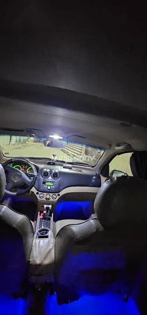 Chevrolet Aveo 2014 Silver Used for Sale - 4