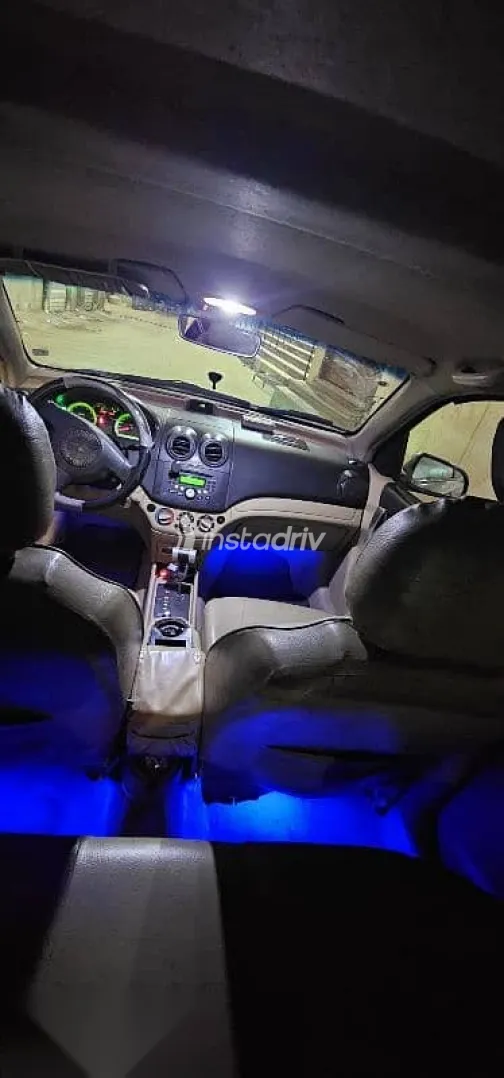 Chevrolet Aveo 2014 Silver Used for Sale - 6